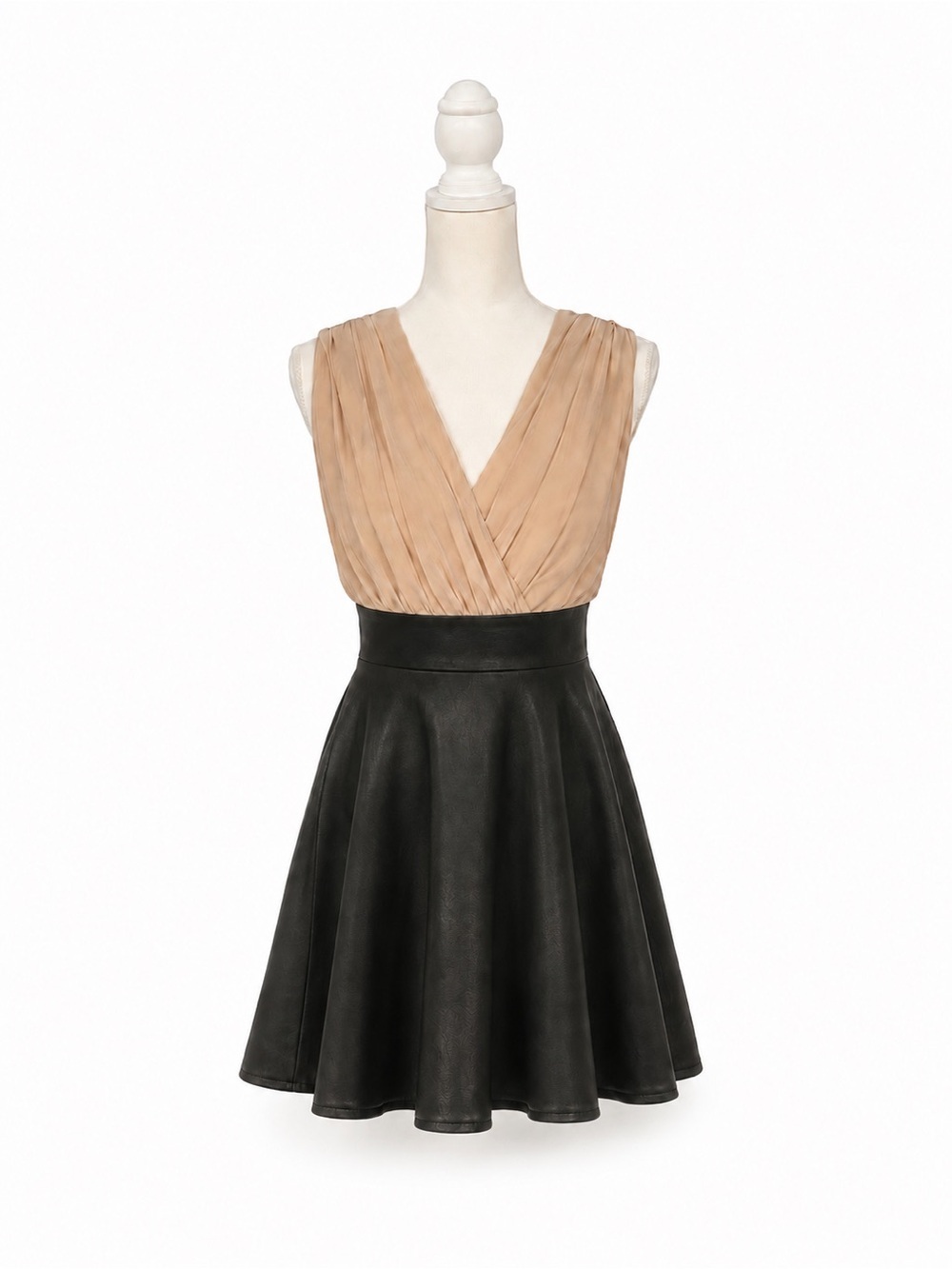 Faux‎ Black Leather Bottom with Beige Top Fit Flare Size Medium NWOT